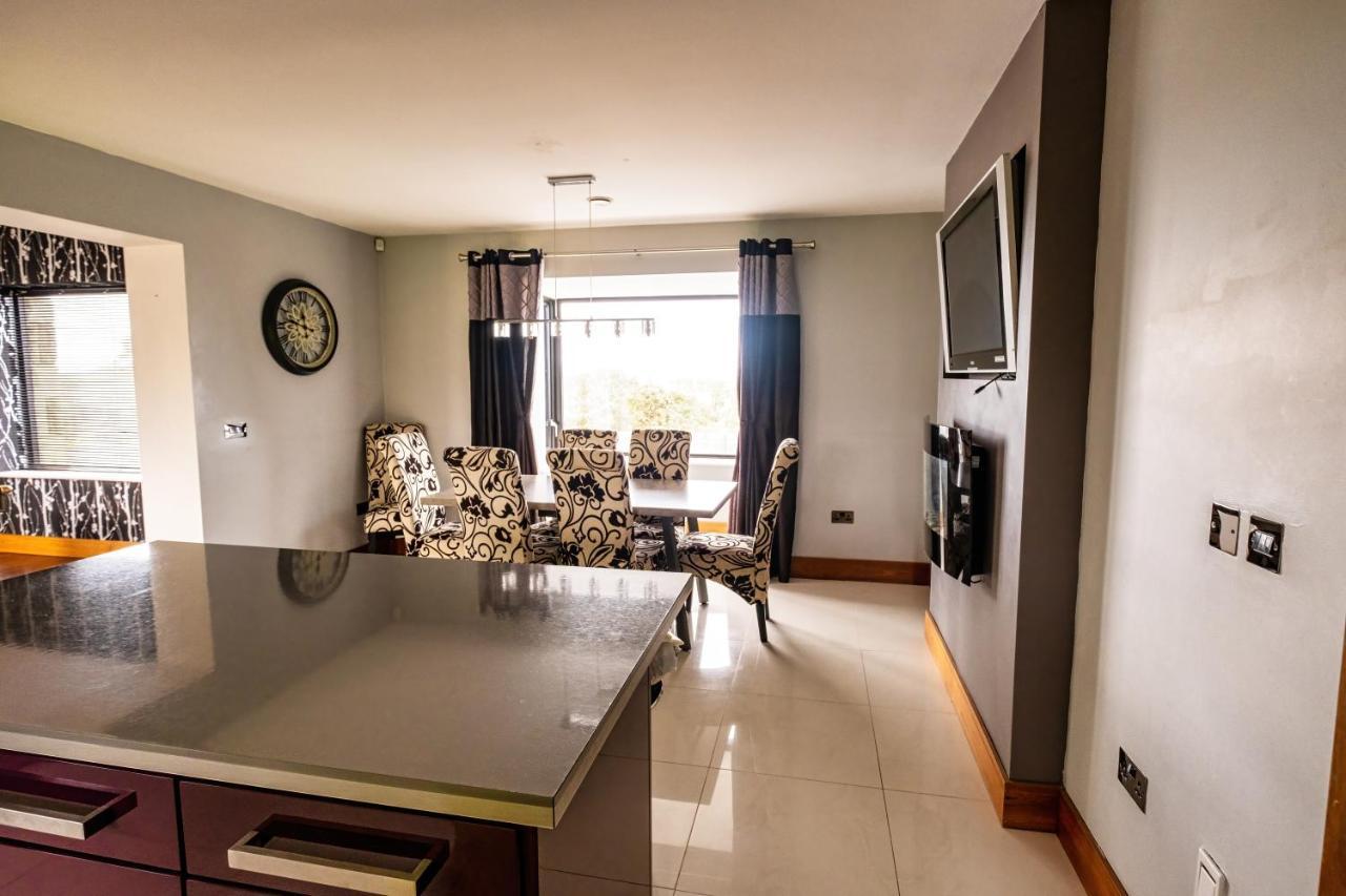 Вилла House By The Sea & Golf Course Инишкрон Экстерьер фото